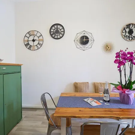 Apartment Barcelonaforrent The Living Barcelona